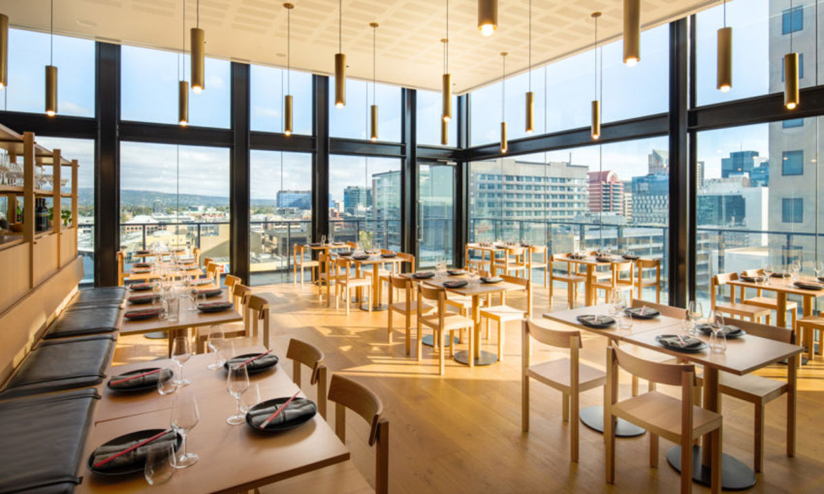 Koomo Restaurant & Bar at Crowne Plaza Adelaide - Logo