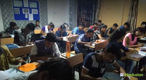 Krishna Foundation, Sikar (Class 5th to 12th class coac - Logo