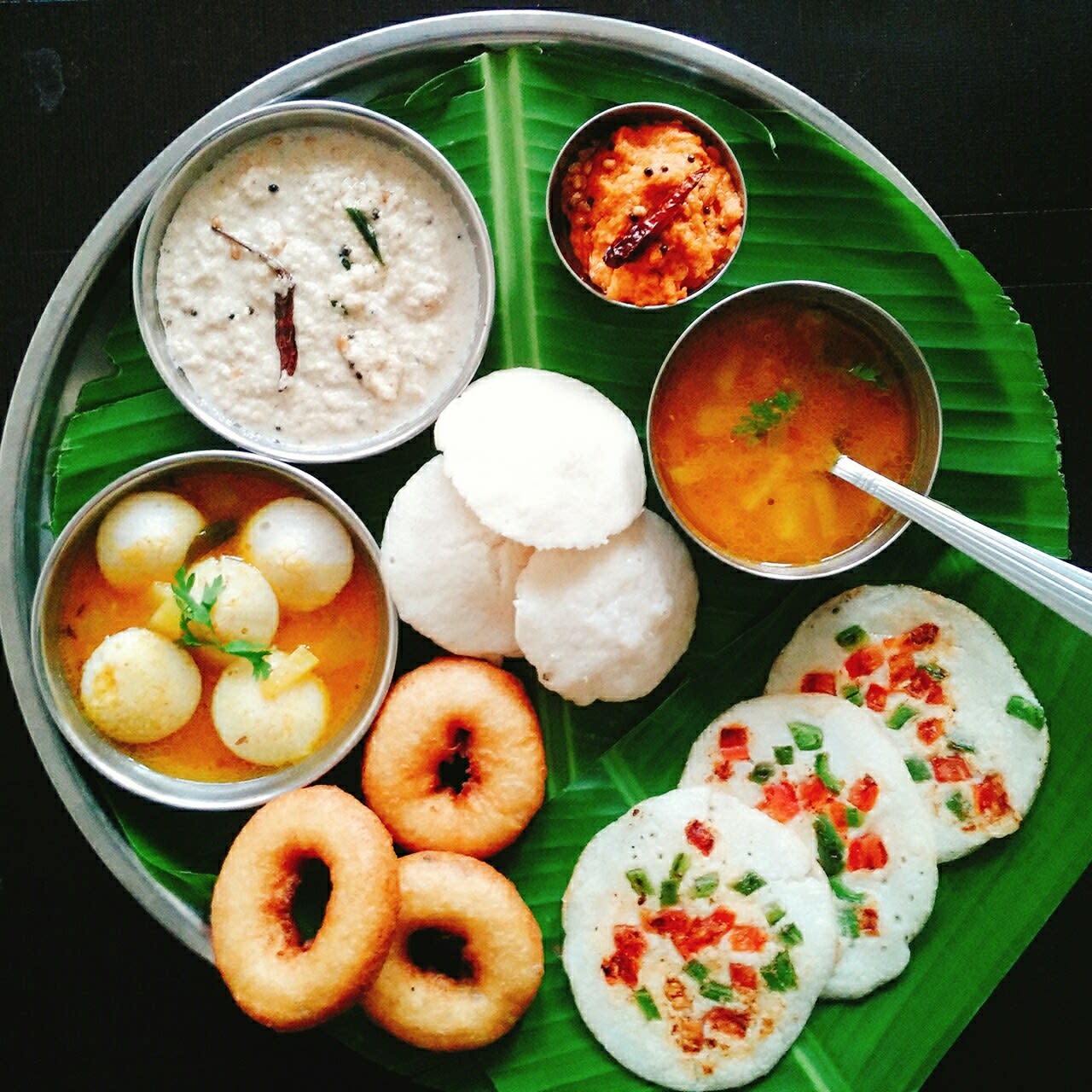 Krishna Veg - Logo