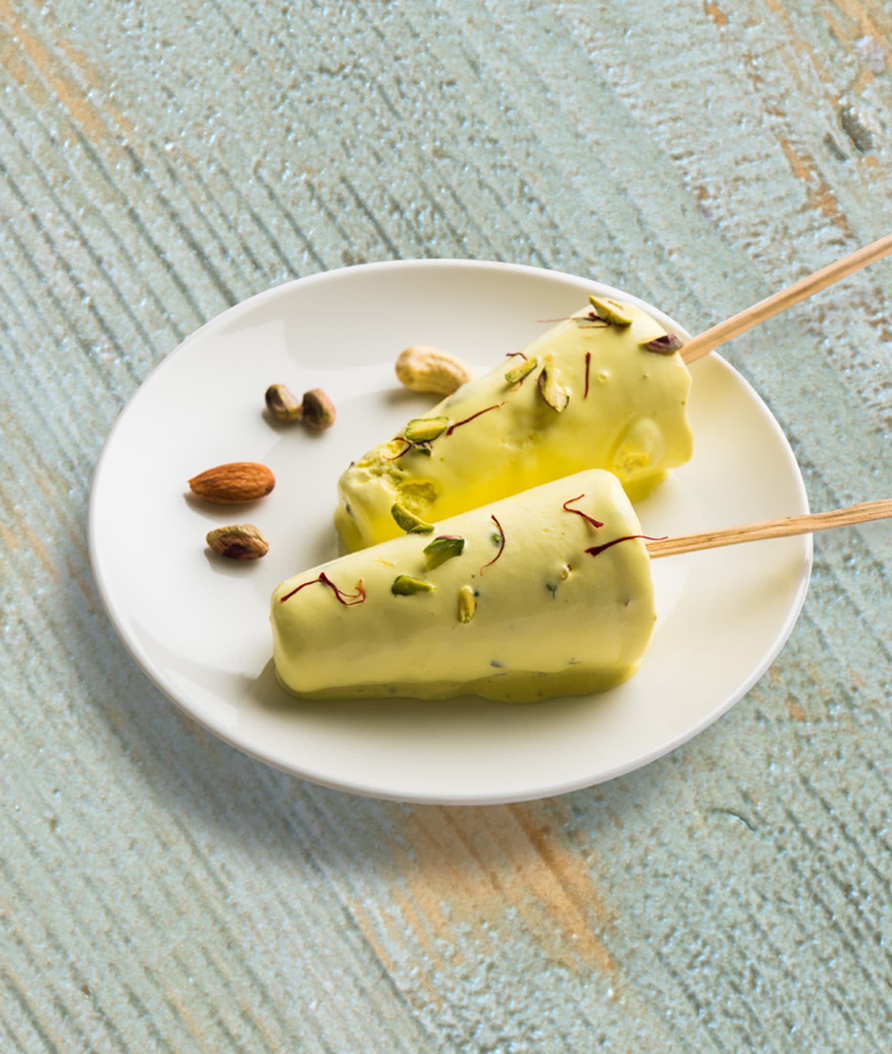 KULFI TREAT - Logo