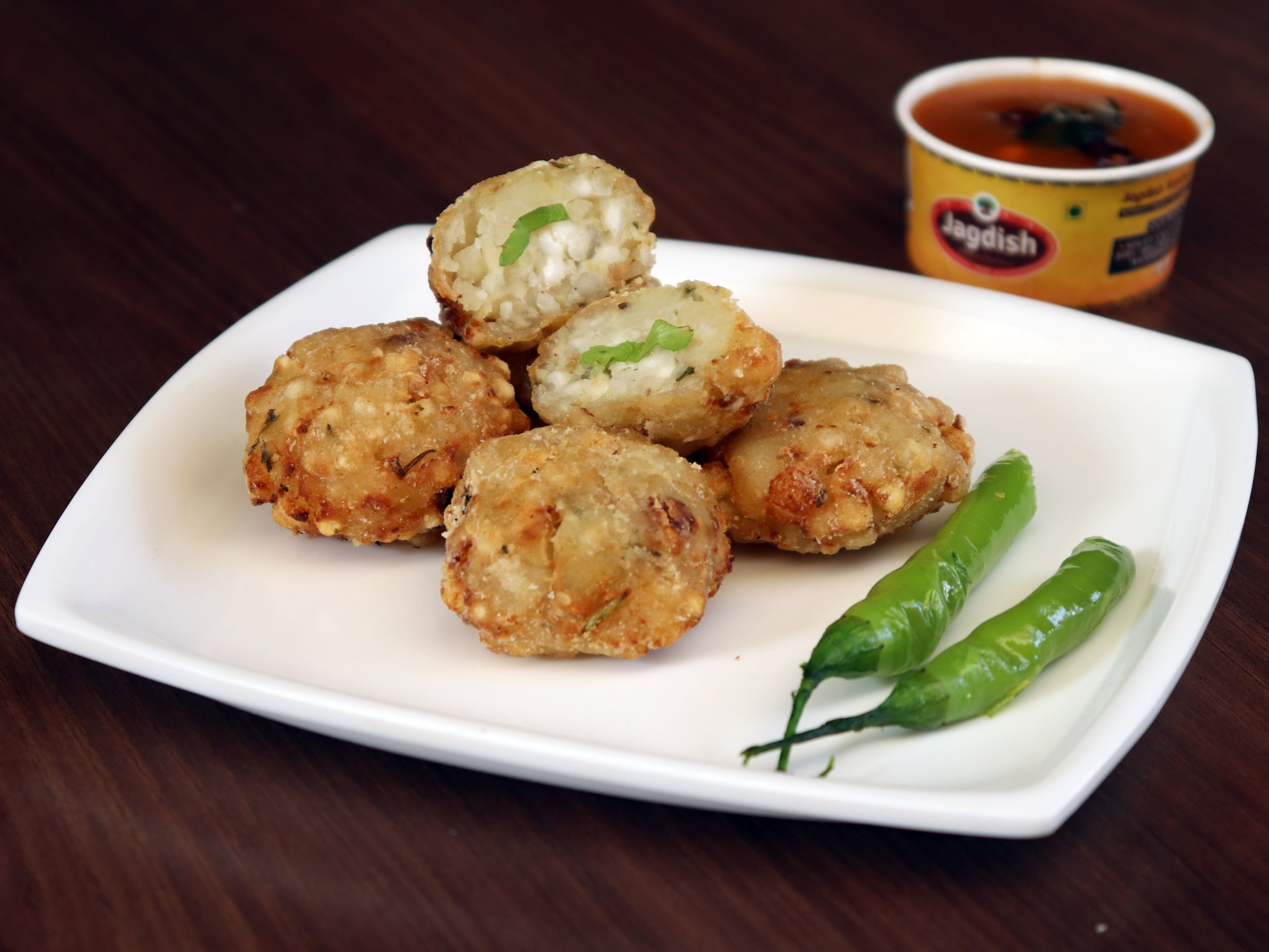 KULKARNI'S SNACKS - Logo