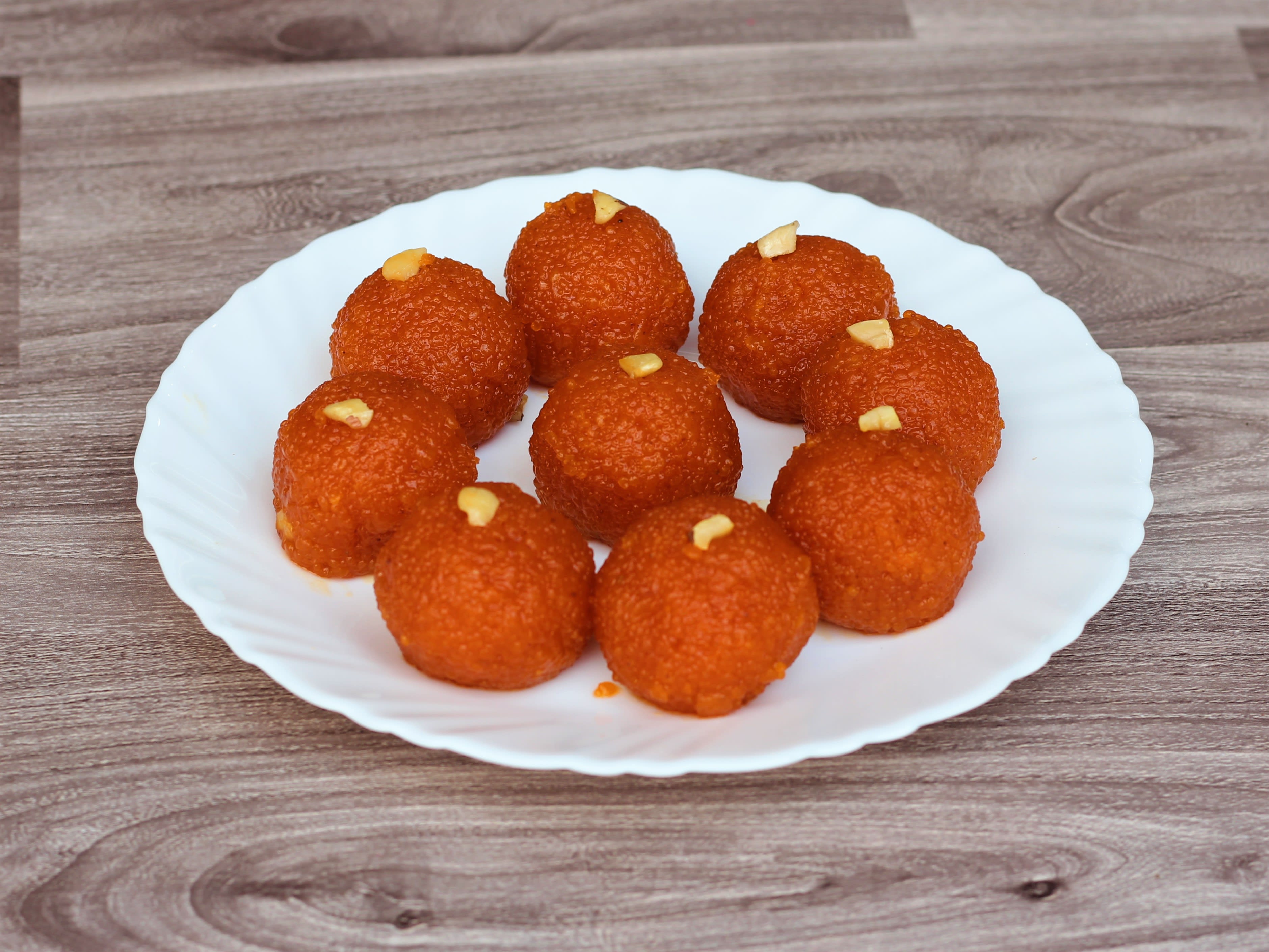 Kumbakonam Murari Sweets - Logo