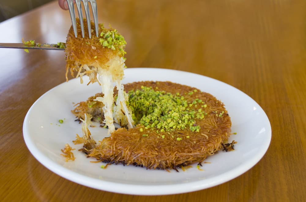 Kunafa World - Logo