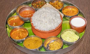 Kura Karam Restaurant - Logo