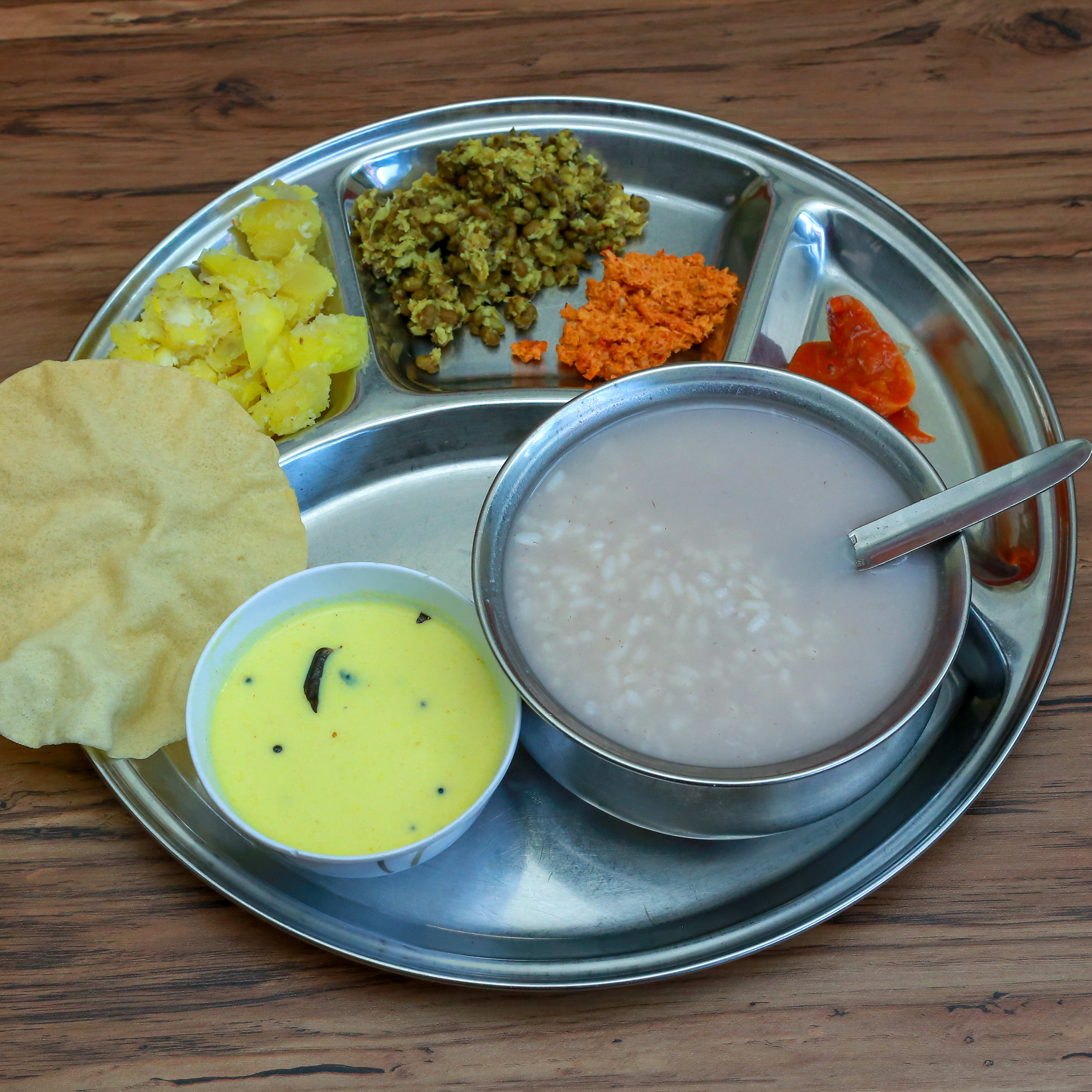 Kuttanad Restaurant - Logo