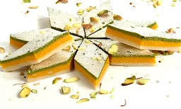 Laalwalas Restaurants & Sweets - Logo