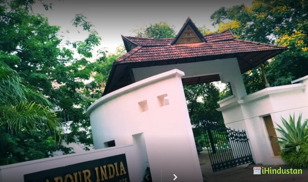 Labour India Gurukulam Public School - Logo