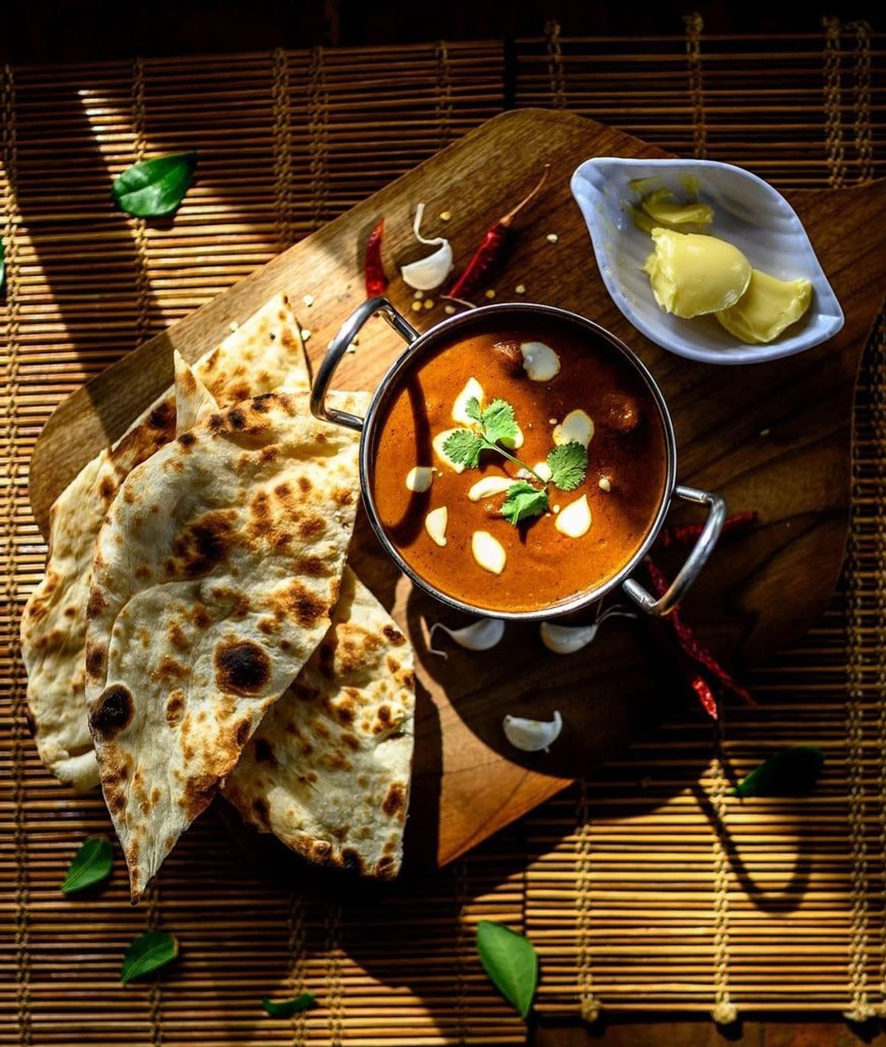 Lala's Tandoor - Logo