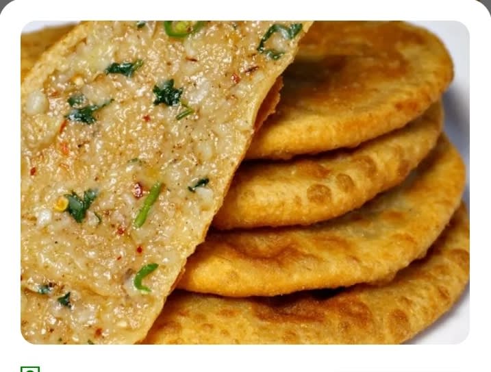 Lal Balti Ki Kachori - Logo