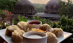 Lama Kitchen - Cover photo