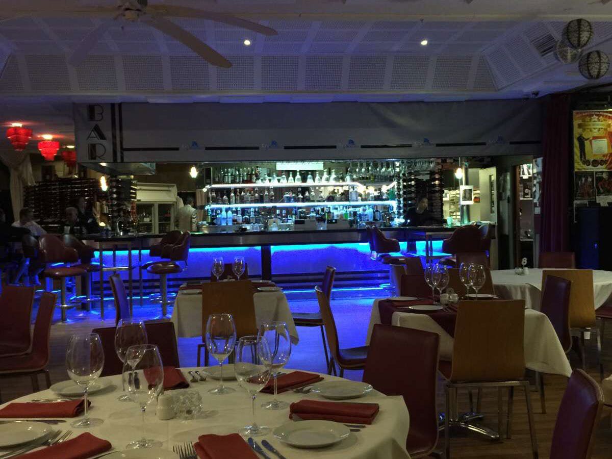 La Piazza Restaurant and Bar - Logo