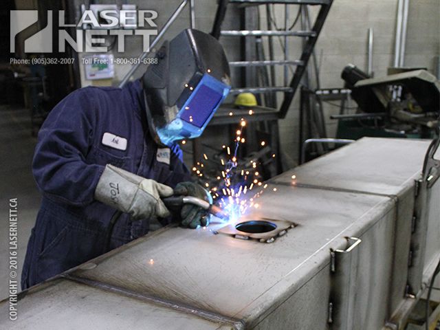 LaserNett - Logo