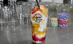 Lassi & Cream - Logo