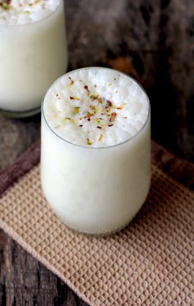 Lassi n chaat - Logo