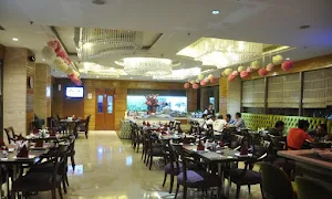 Lattitude - Skycity Hotel - Logo