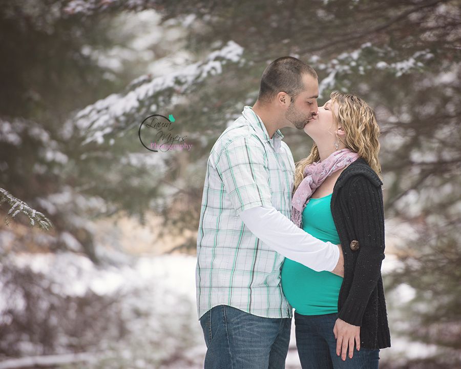 Laura Myers Photography - Logo