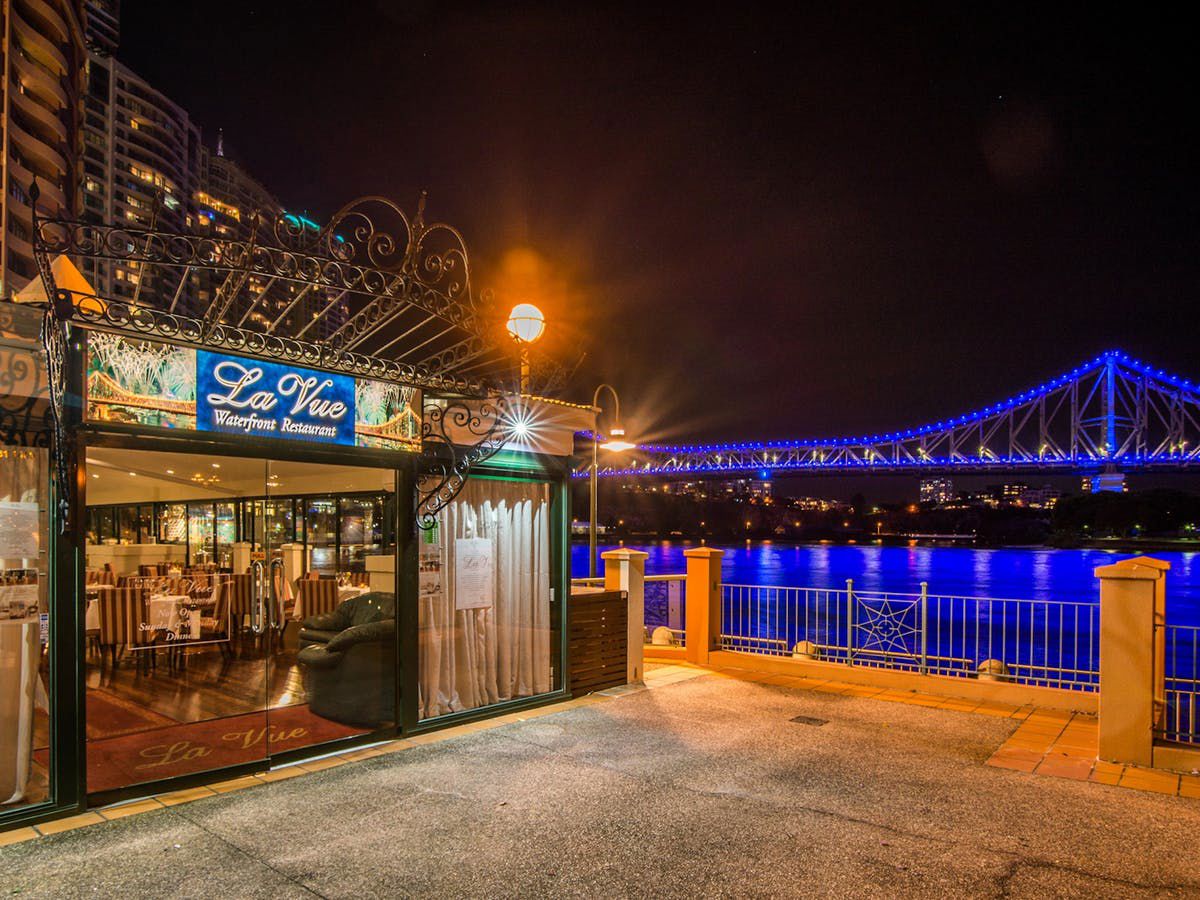 La Vue Waterfront restaurant - Logo