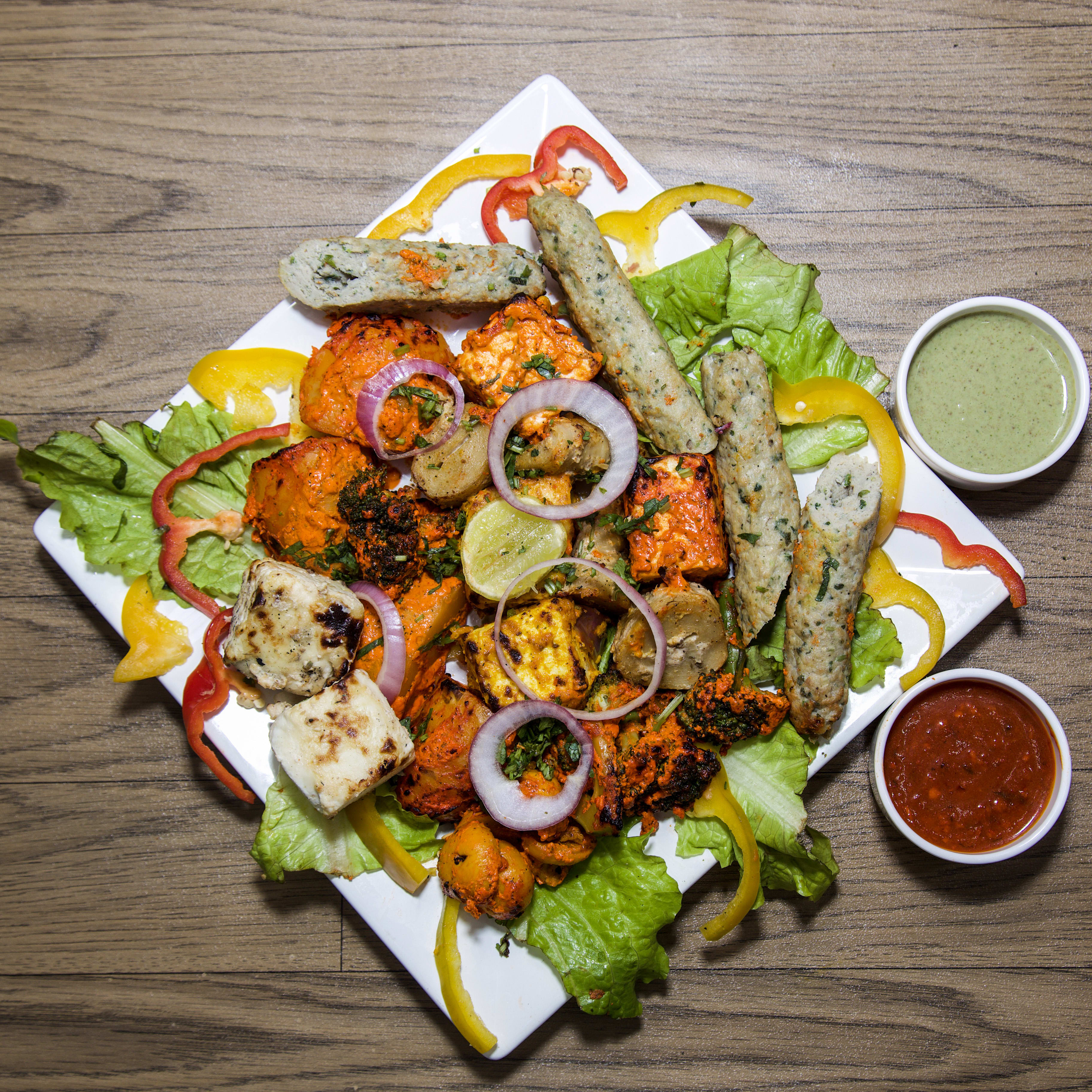 Lazeez Kebab & Curries - Logo