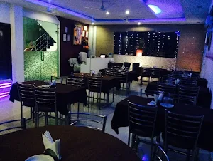 Laziz Family Restaurant - Cover photo