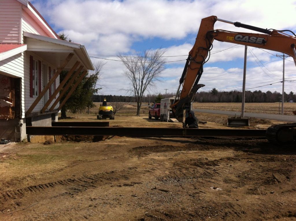 L Delisle &s;&s;2014&s;&s; inc. (Construction Dely) - Logo