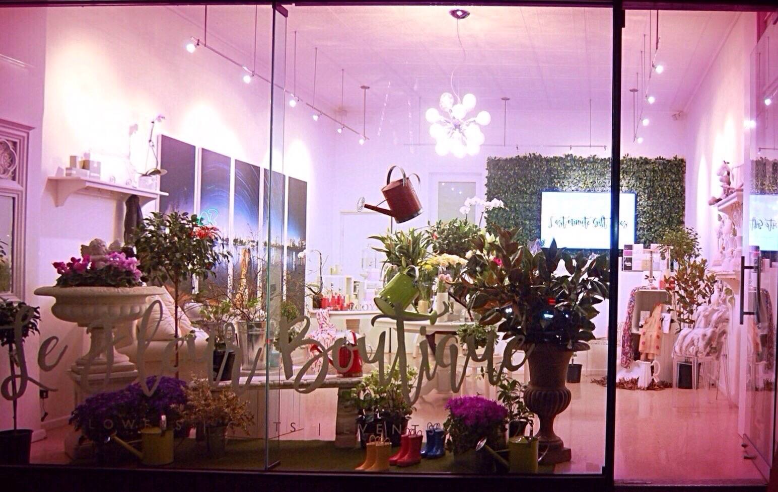 Le Fleur Boutique - Cover photo