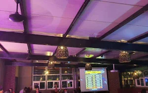 Le Grapes Restobar - Logo