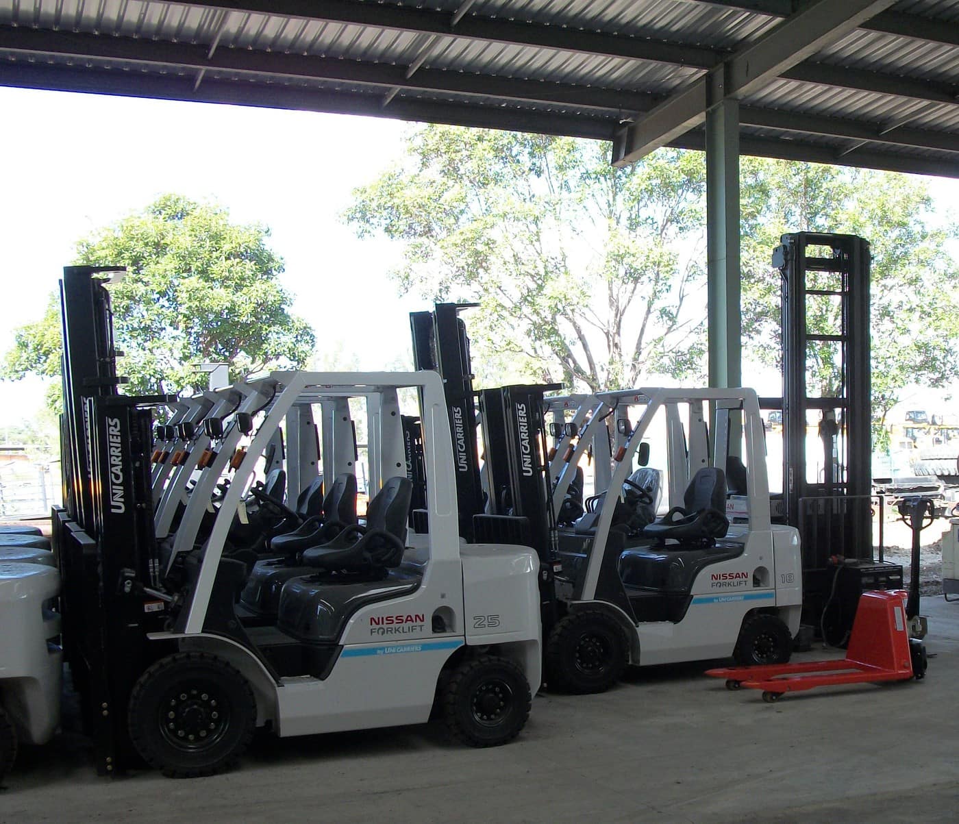 Lencrow Materials Handling - Cover photo