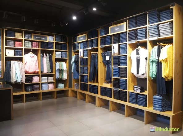 Levi's Exclusive Store - Logo