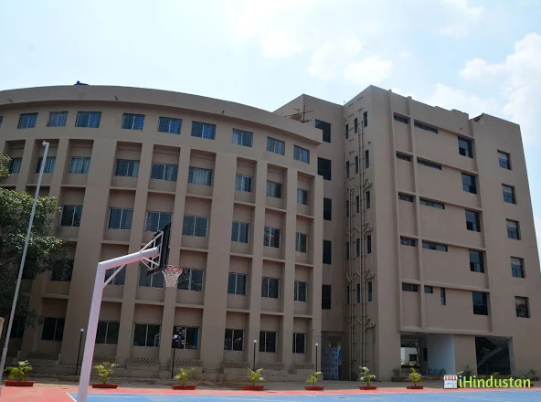 Lexicon MILE - Management Institute of Leadership and E - Logo