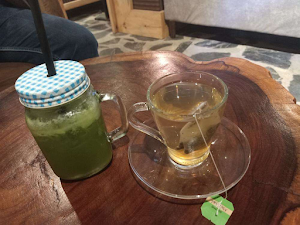 Lhasa Cafe - Logo