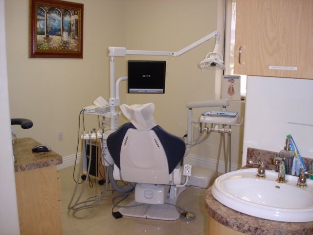 Liberty Square Dental Group - Logo