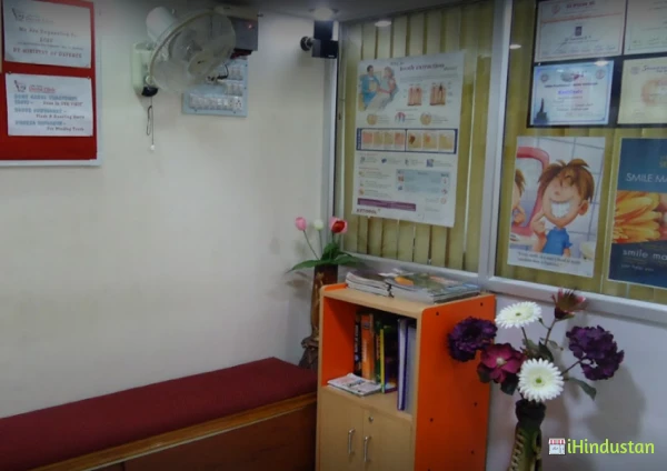Life Care Dental Clinic - Logo