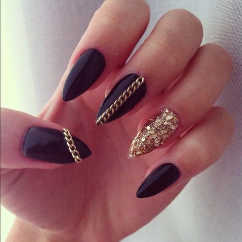 Lily&s;s Nails - Logo