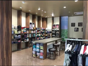 Linen Club - Cover photo