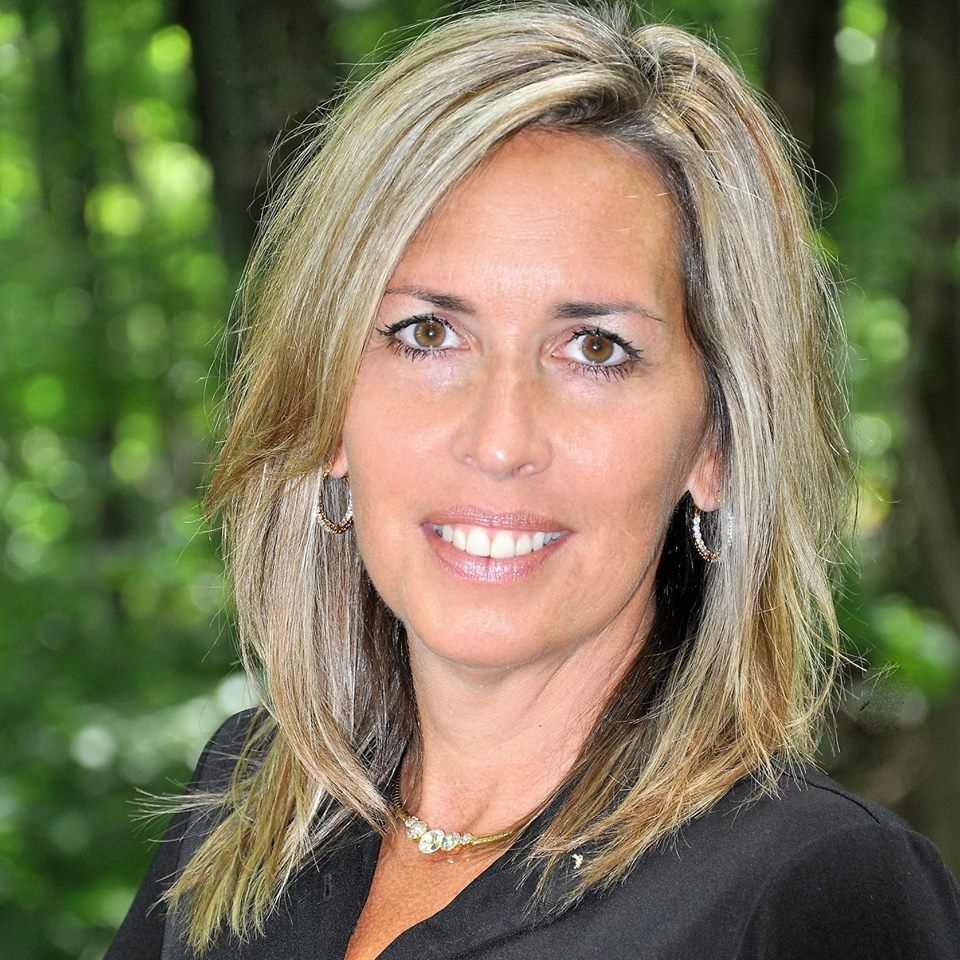 Linda Cybalski - Royal LePage Wolle Realty - Cover photo