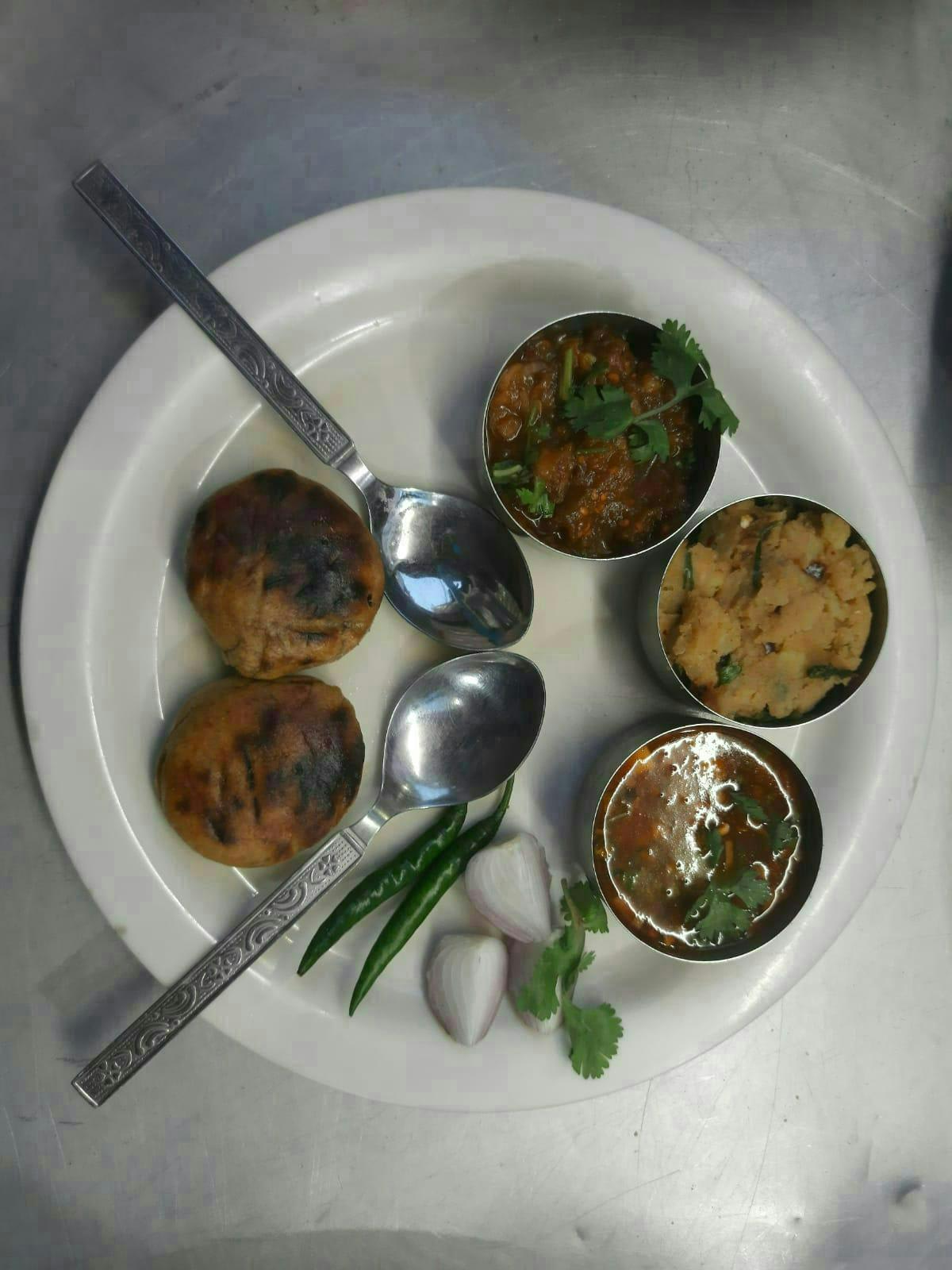 Litti Paratha House - Logo