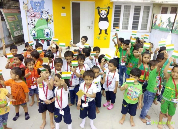 Little Wonders Pre School - Logo