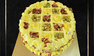 Live Fresh Cakes Desserts & Bakes - Logo