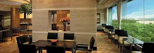 Lobby Lounge - Logo