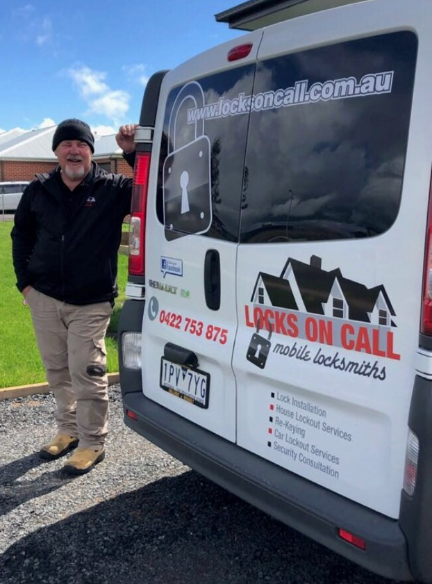 Locks On Call - Logo