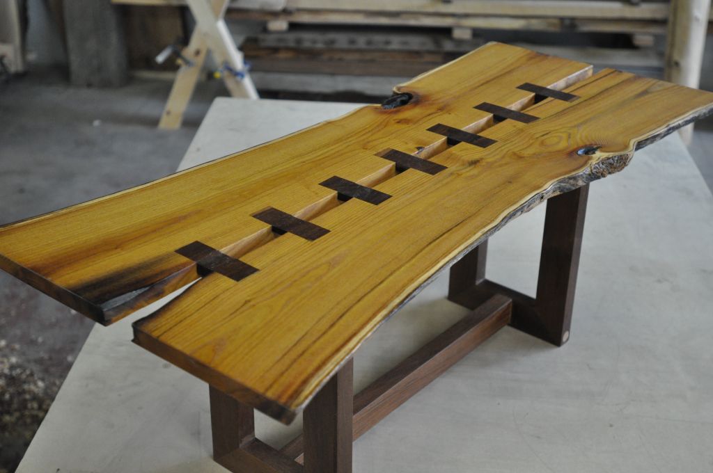 Lorestani Carpentry - Logo