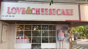 Love & Cheesecake - Logo