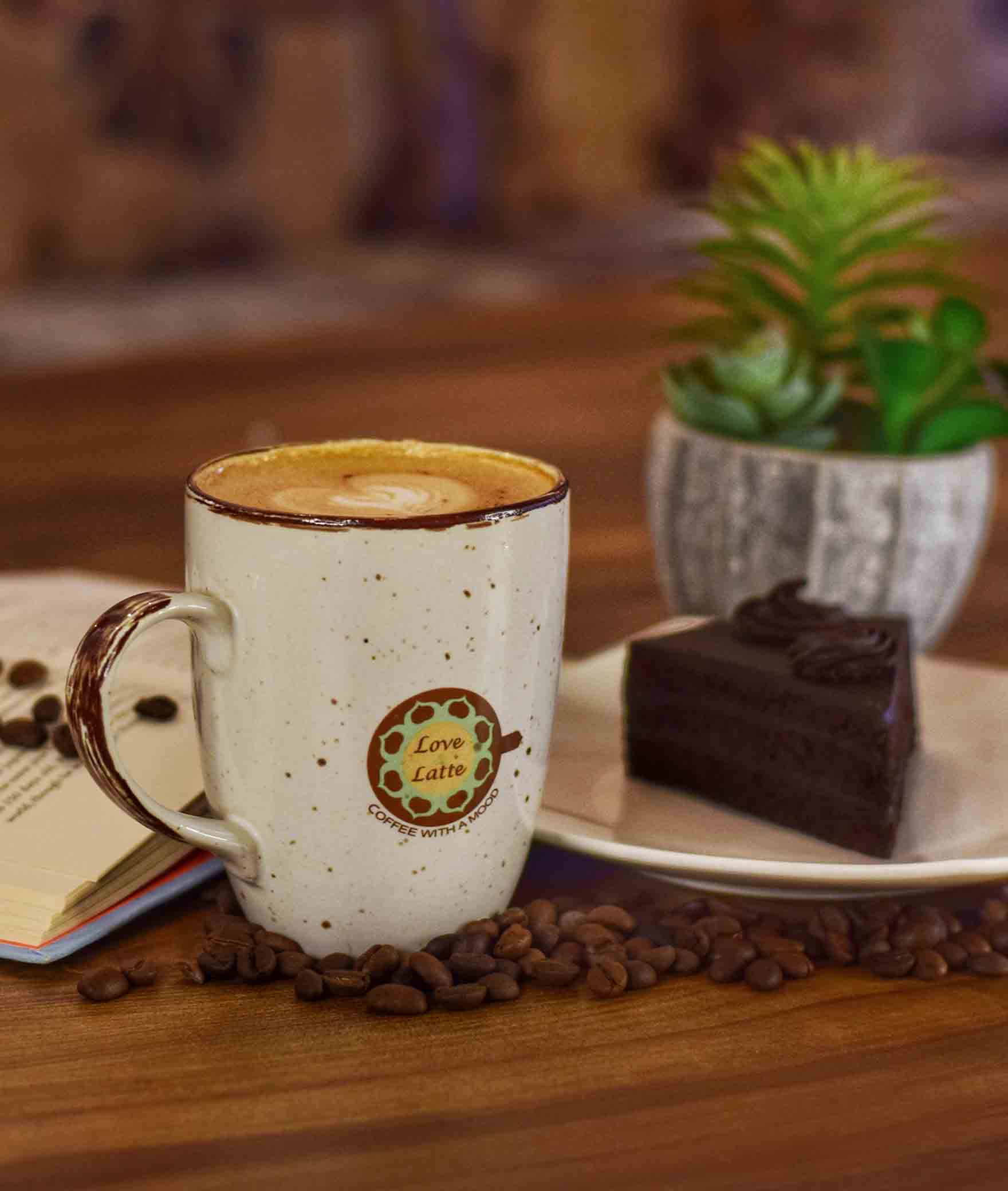 Love & Latte - Logo