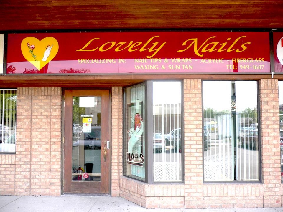Lovely Nails - Logo