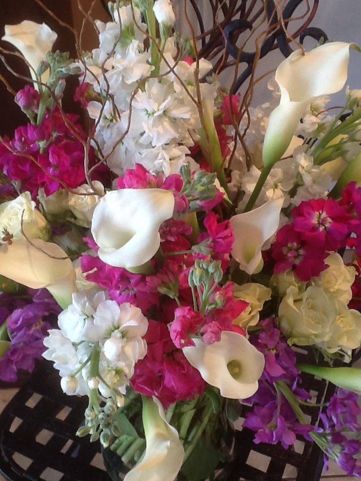 Loyalist Flowers - Logo