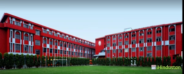 LPC Vinamra Khand ( Lucknow Public College) - Logo