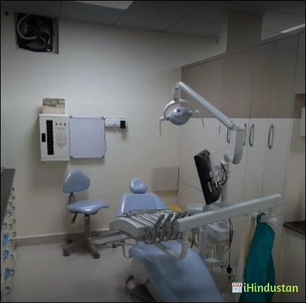 Lucknow Dental Clinic - Logo