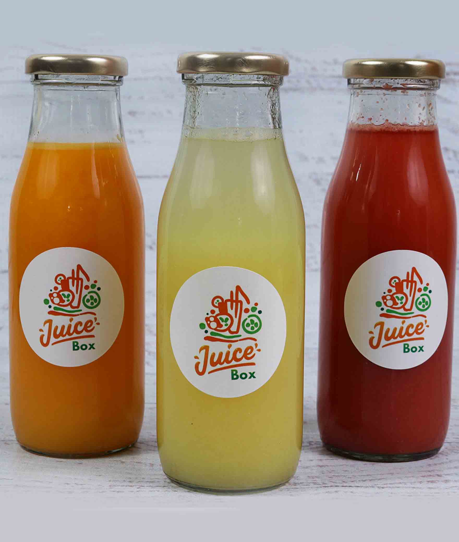 LUCKNOW JUICE BOXX - Logo