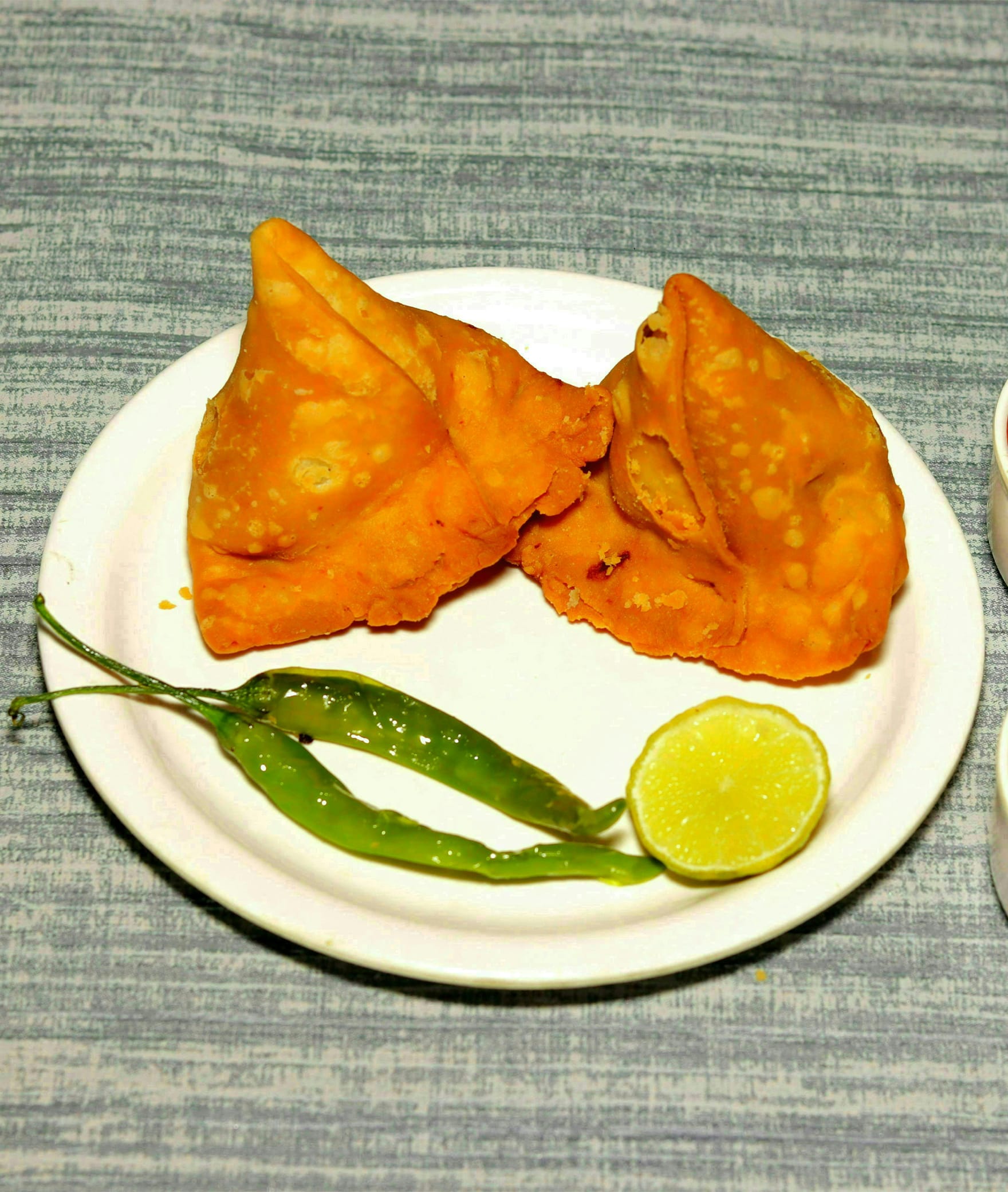 Lucky Samosa & Sweets - Logo