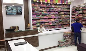 Lucky saree Centre - Cover photo